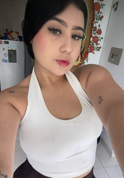 Violet — live on ChatSpinCam, Colombia